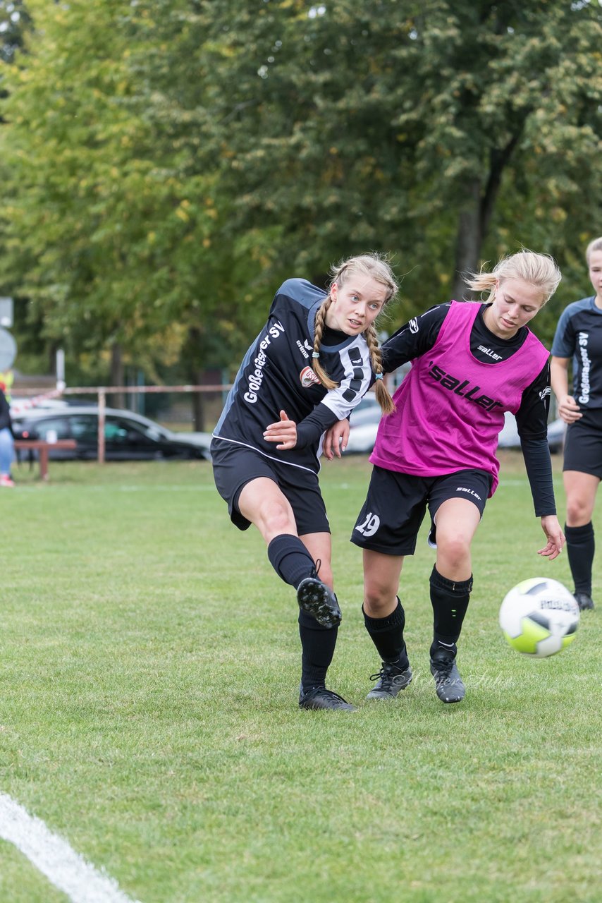 Bild 150 - Frauen Grossenasper SV - SV Steinhorst/Labenz : Ergebnis: 1:3